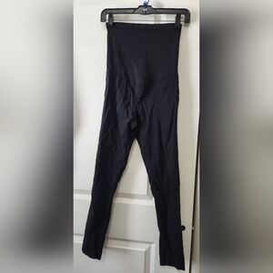 🤰🏽Motherhood Maternity Black Leggings
